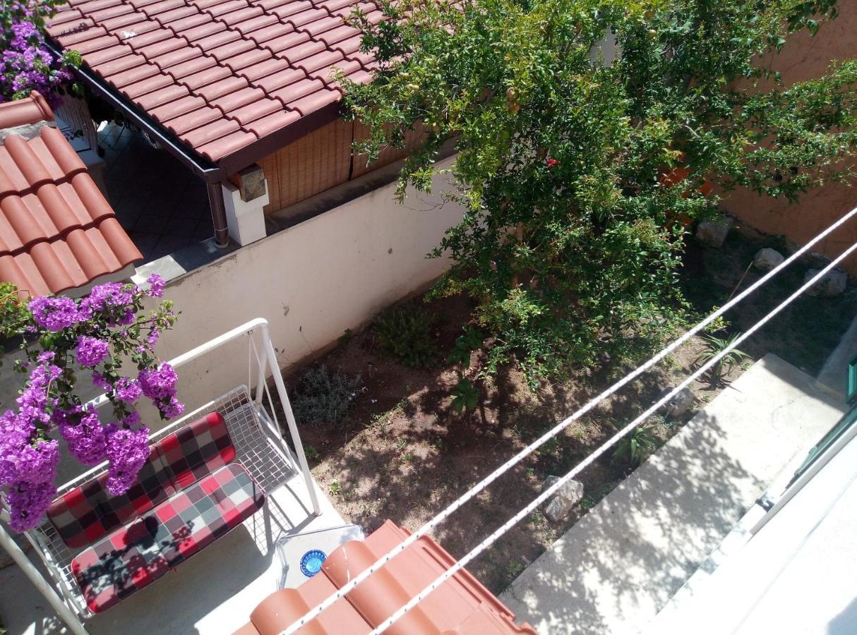 Apartmani Dotur สปลิท ภายนอก รูปภาพ