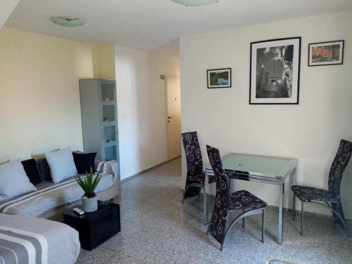 Apartmani Dotur สปลิท ภายนอก รูปภาพ